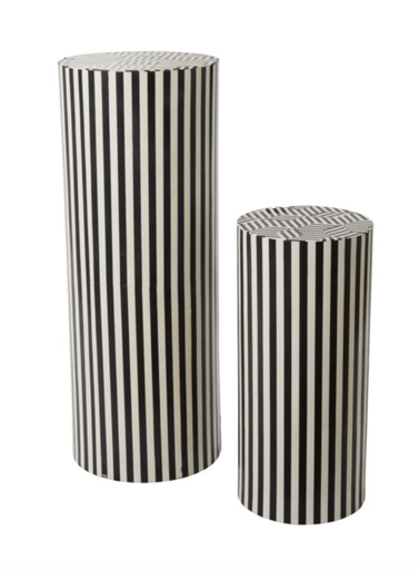 [75700.55] Pedestal Blanco Negro 10.75" x 23.75"